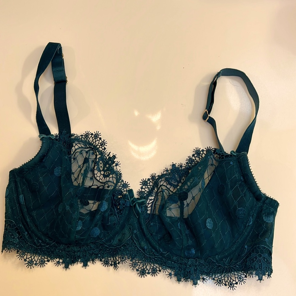 Dita Von Teese green Vedette bra size 32 DD never worn
